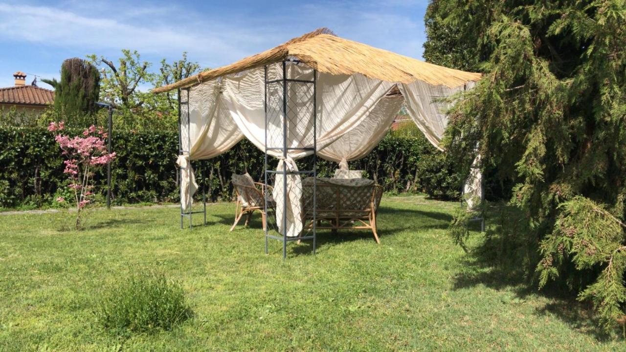 Appartamento Lussuoso 2 In Villa Riccardo Барга Екстериор снимка