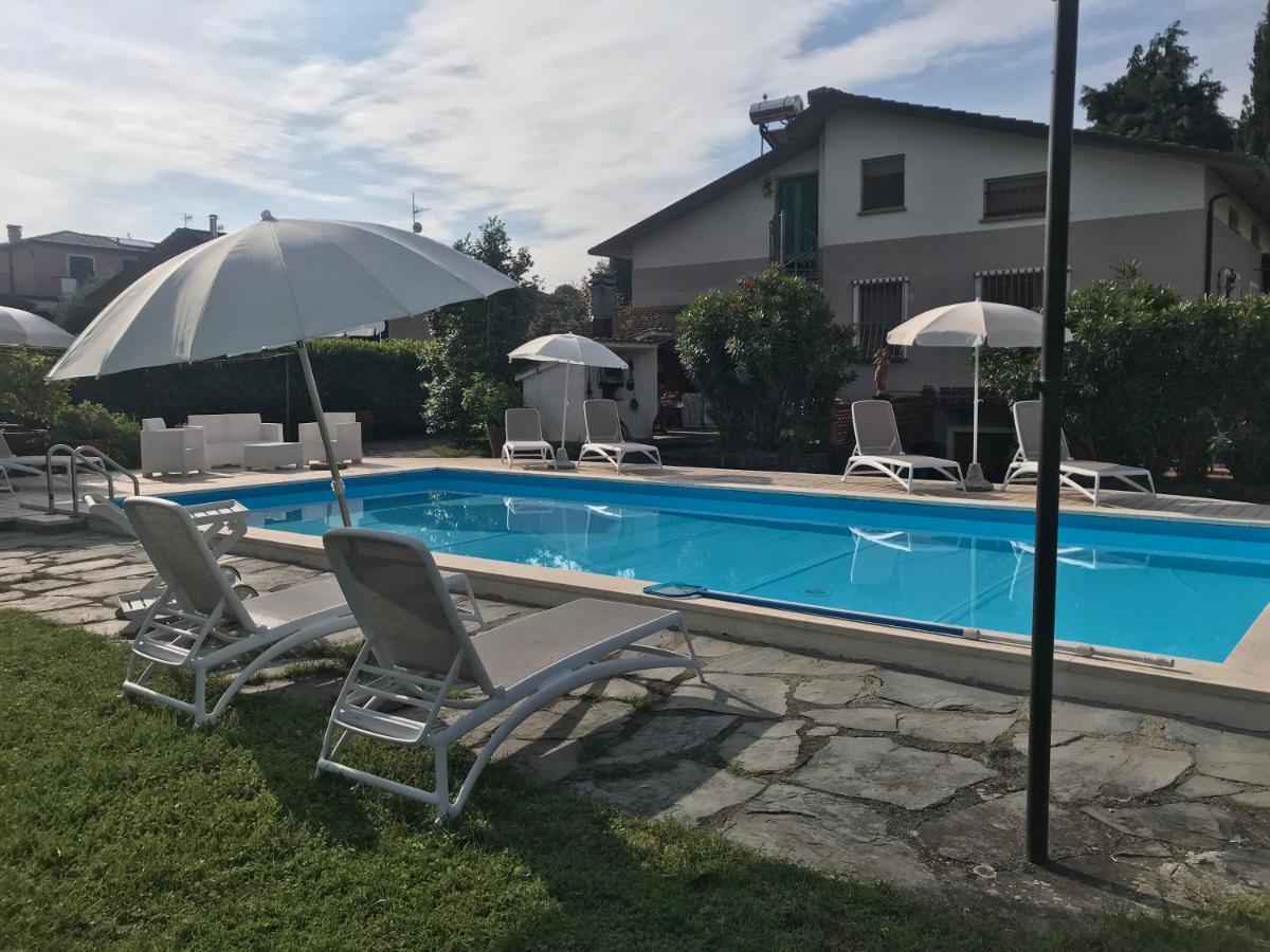 Appartamento Lussuoso 2 In Villa Riccardo Барга Екстериор снимка